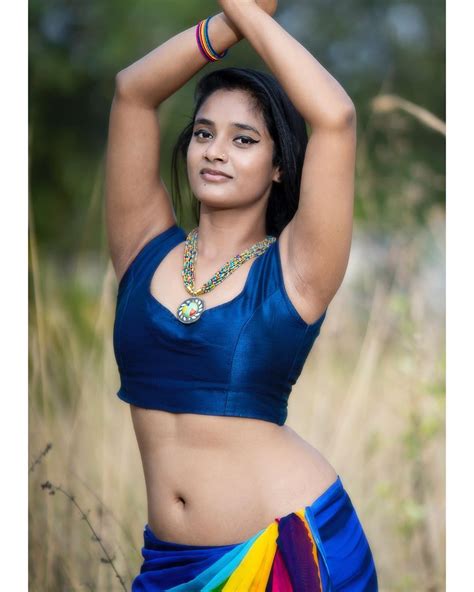 Actress Soumya Shetty Hot Photos In Saree Tamil Telugu Malayalam