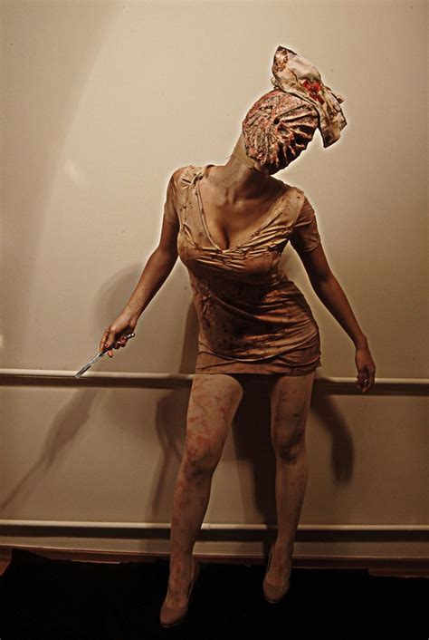 Ipek Y Diy Halloween Silent Hill Nurse Lookbook