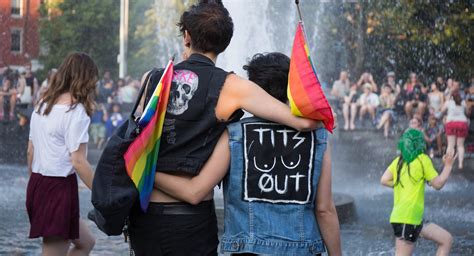 Nsfw Photos Lesbians Take Over Fifth Avenue For 24th Annual Dyke March