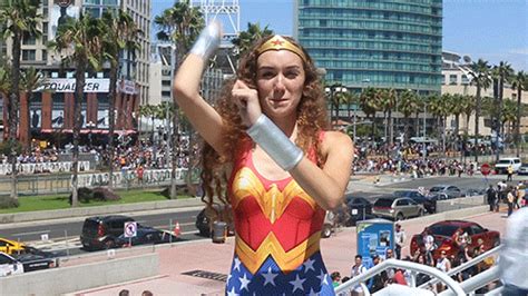 These 15 Cosplay S Bring The Comic Con Action Right To