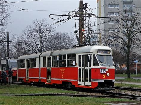 tak bylo  lat temua dzis jak bedzie dajcie znac kto bedzie czekamy na  na tramwajowej