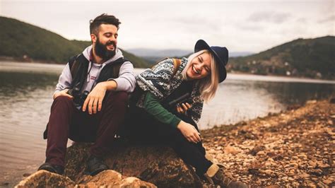 10 unique first date ideas for people who are awkward in