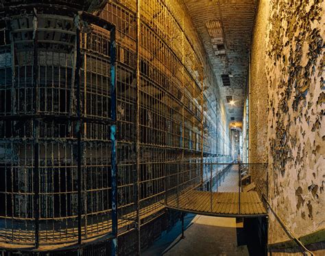 bars  cellblock   largest  standing cell bloc flickr