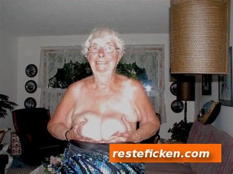 granny wartet im hotel oma auf dich reste ficken