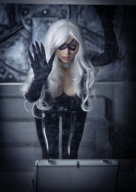 25 super hot black cat cosplays that will make your day
