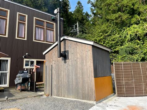 物置を改造したサウナ小屋に薪ストーブを納品しました。フィンランド式サウナ 長野県の2代目薪ストーブ職人のブログ