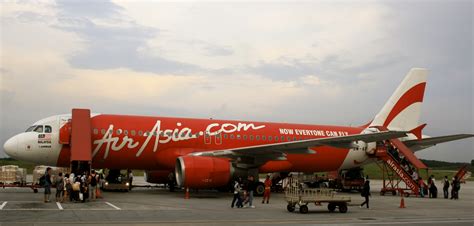 flying  air asia      nice airline