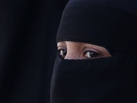 egypt drafts bill to ban burqa and islamic veils in public places africa news the independent