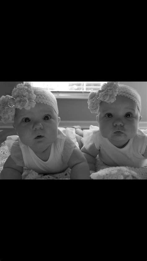 identical twins identical twins twins sisters