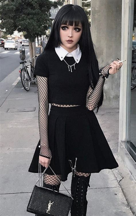 33 Bewitching Goth Outfit Ideas Edgy Outfits Gothic Outfits Gothic