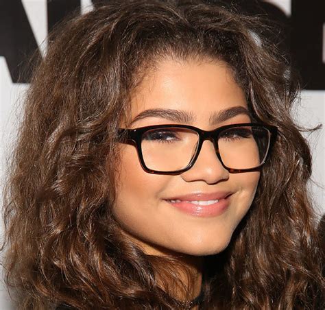 Zendaya Just Turned A Massive Snowstorm Into A Photoshoot And She Looks