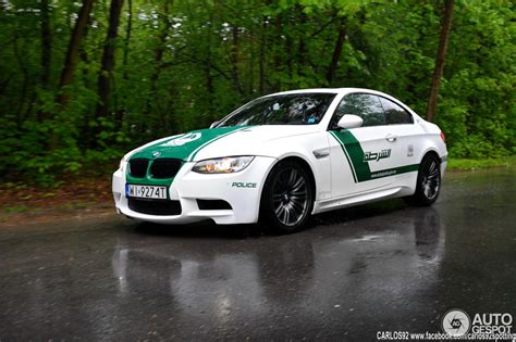 bmw  dubai police car spotted  poland autoevolution