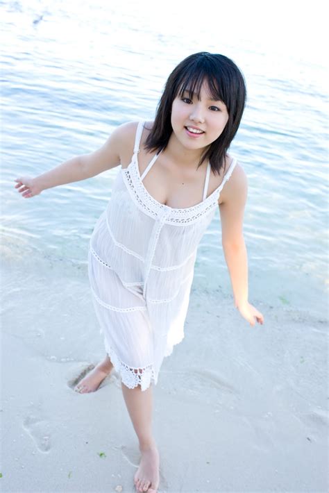 ai shinozaki photos play with water sexy japanese girl