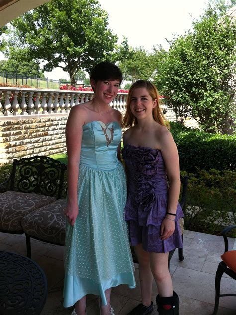 Lesbian Prom Gallery Heartwarming Photos Of Girls Taking Girls To Prom