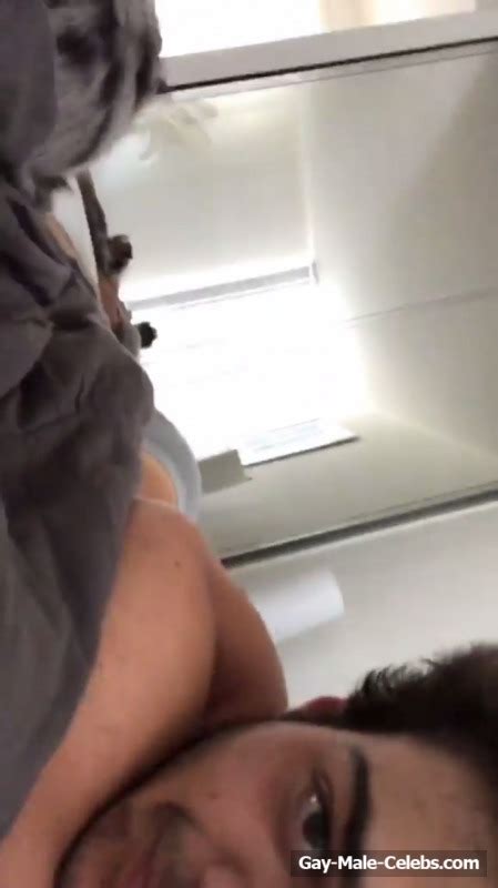 american actor noah centineo leaked nude selfie and jerk off video gay male