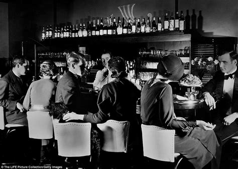 photos show new york city s prohibition era speakeasies daily mail online