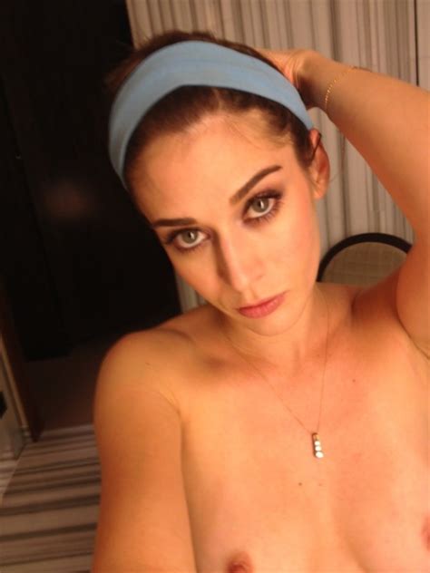 lizzy caplan naked celebrity nude leaked