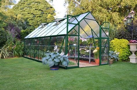 growing   greenhouse