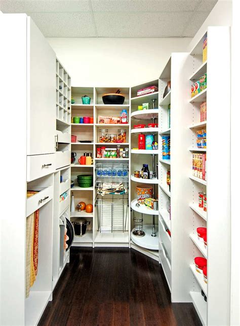 gorgeous walk  kitchen pantry ideas