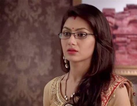 Top 16 Beautiful Charming Hot Spicy And Sexy Indian Tv Serial Actresses