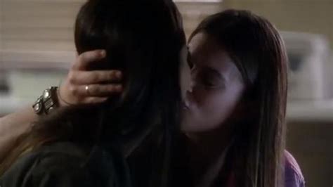 Pretty Little Liars Clip A Kiss For Emily Tv Fanatic