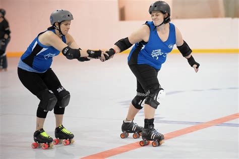 derby 101 gets women ready for roller derby daily southtown