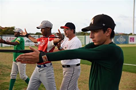 curacao   island       producing baseball players repeating islands