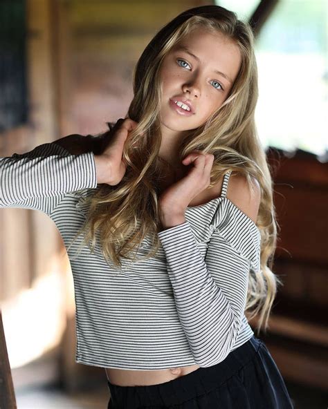 Young Girl Cute Foto Model – Telegraph