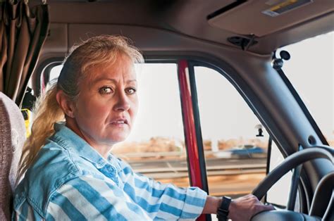 Thousands Of Women Truck Drivers Missing American Trucker