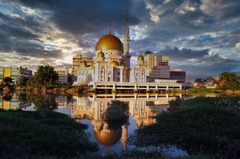 bandar diraja negeri negeri  malaysia