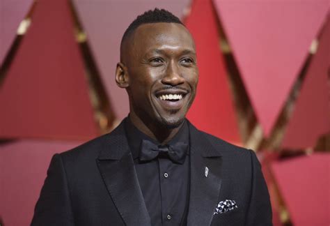 ‘true detective officially returning with mahershala ali