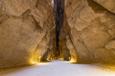 cave  al qarah jabal mountain al ahsa  eastern province  saudi