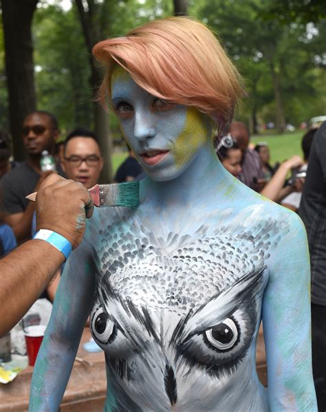 New Yorkers Get Naked And Painted In A Celebration Of The Body Sbs News