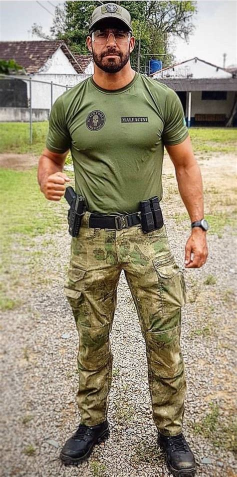 pin by chad tucker on police sexy military men military men cop uniform
