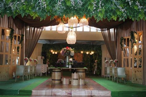 pernikahan adat sunda bernuansa alam  bride dept dekorasi