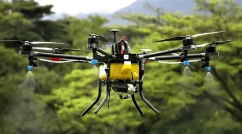 uso de drones em lavouras sera regulamentado foco rural  agro fala voce entende