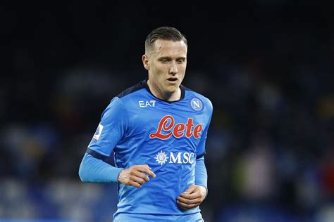 liverpool transfer news zielinski eyed  napoli