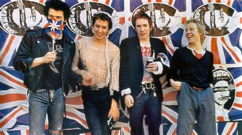 Sex Pistols God Save The Queen Returns To Top Of Uk Charts