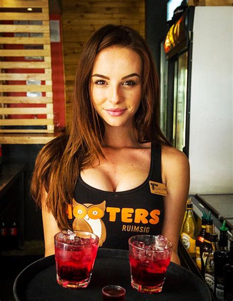 Hooters Girls Stunning Restaurant Babes Told To Cover