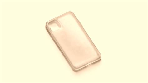 clear phone cases turn yellow