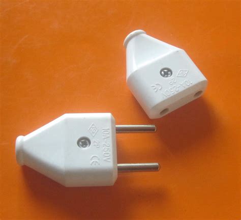 electric plug socket china plug adaptor  outlet socket