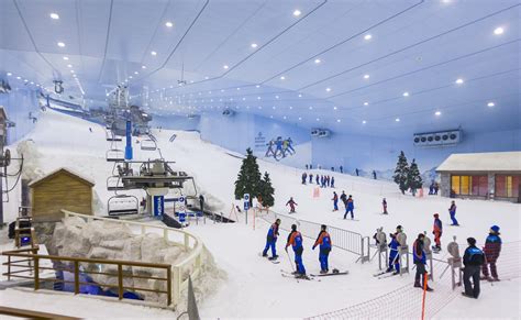 ski dubai indoor alpine skiing   heart  dubai city
