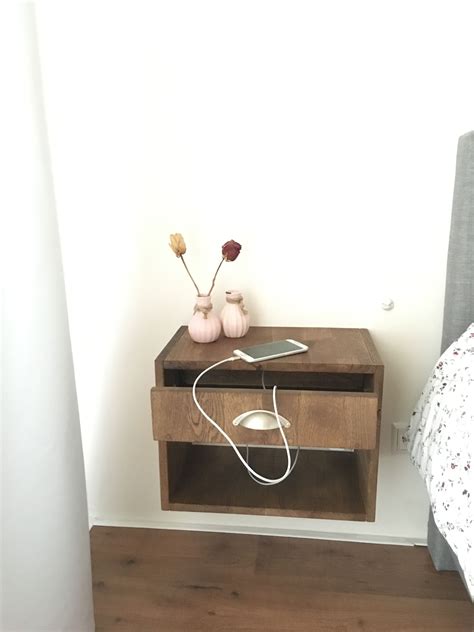 hang nachtkast met lade floating nightstand  drawer diy floating nightstand wood projects