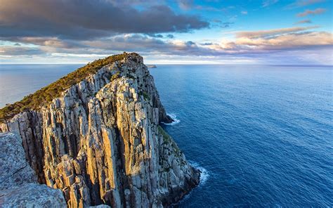 start planning  trip  tasmania