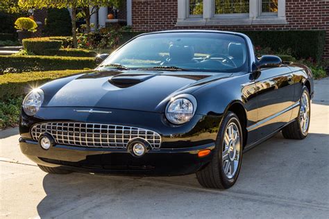 ford thunderbird classic cars  sale michigan muscle  cars vanguard motor sales