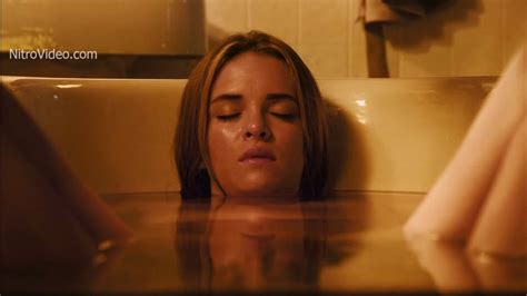 danielle panabaker nude in piranha 3dd hd video clip 02 at