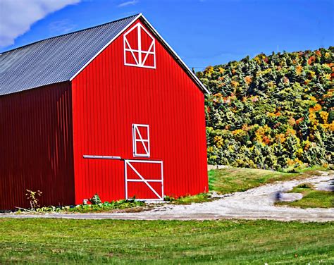 red barn  stock photo public domain pictures