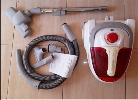 electrolux lite ii bagless vacuum cleaner  tv home appliances vacuum cleaner