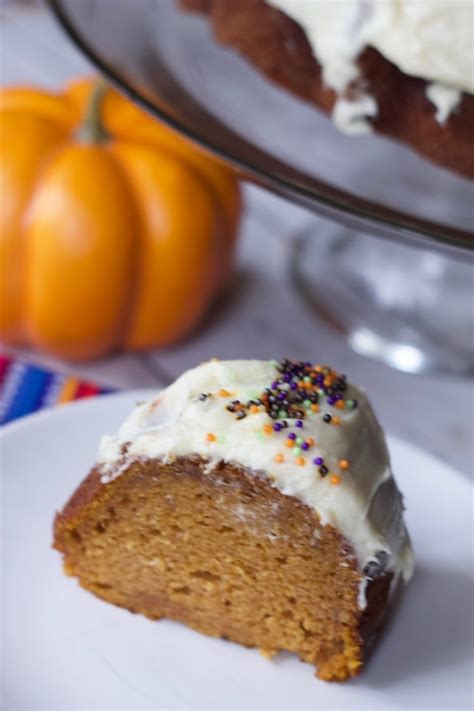 pumpkin bundt cake recipe staying close  home