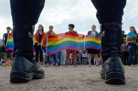 1 In 5 Russians Want Gays And Lesbians Eliminated Survey Finds